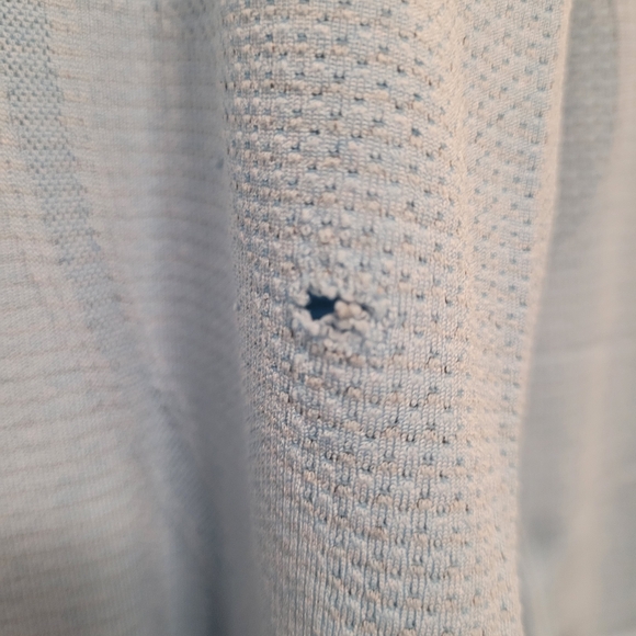 Lululemon Swiftly Tech Quarter-Zip Pullover - Light Blue, Size 6 - Picture 6 of 9